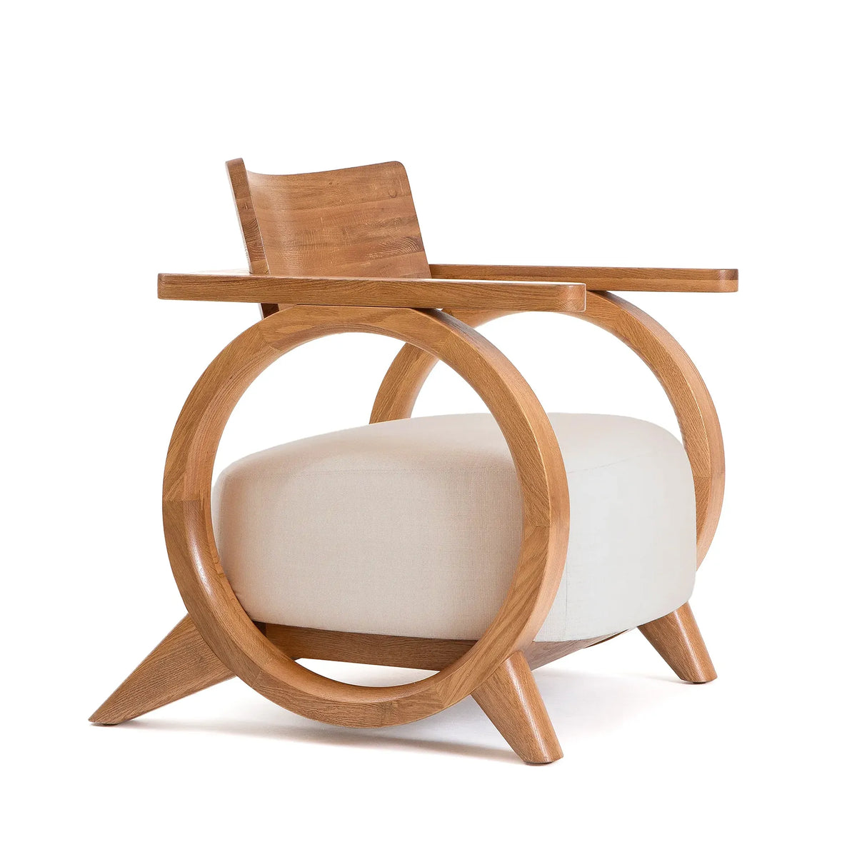 El Tiempo Lounge Chair – Sculpted Solid Oak Lounge Seating