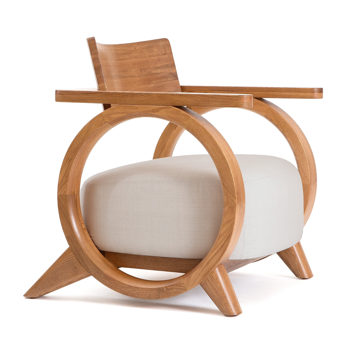 El Tiempo Lounge Chair – Sculpted Solid Oak Lounge Seating
