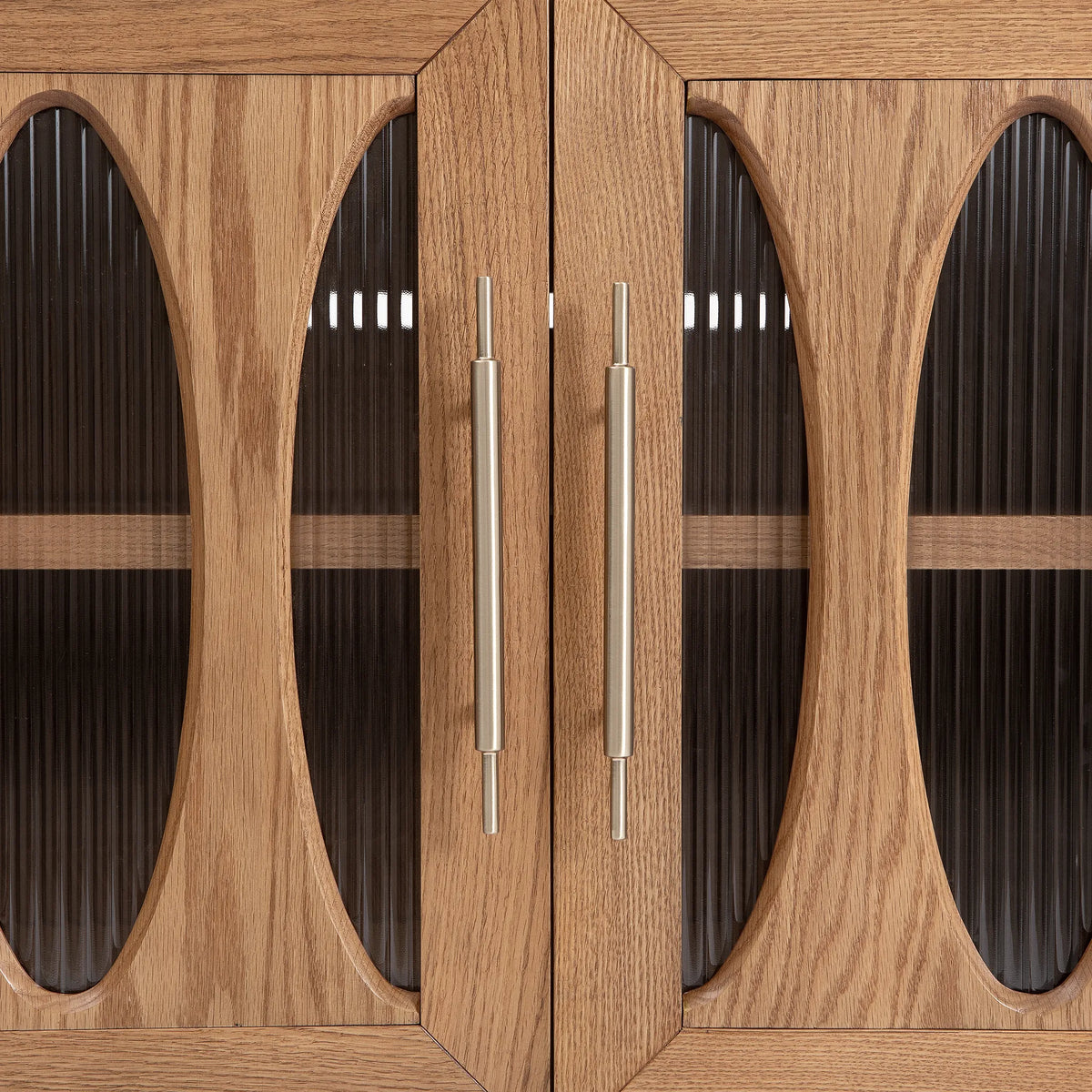 Jupiter 30 Console – Solid Oak with Reeded Glass Doors