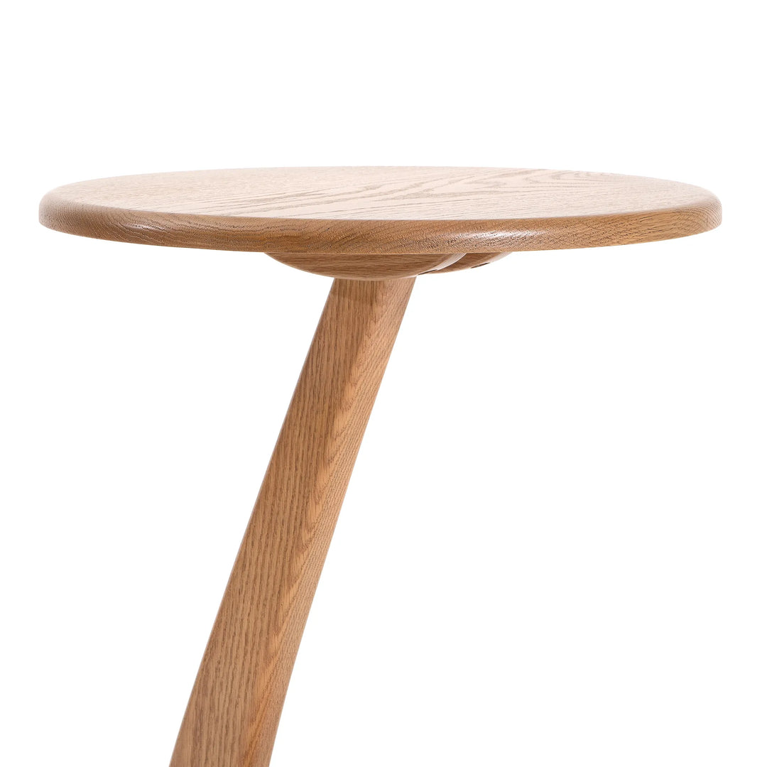 Max 33 Side Table – Biomorphic Solid Oak Form