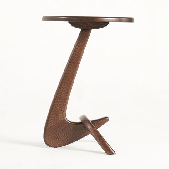 Max 33 Side Table – Biomorphic Solid Oak Form