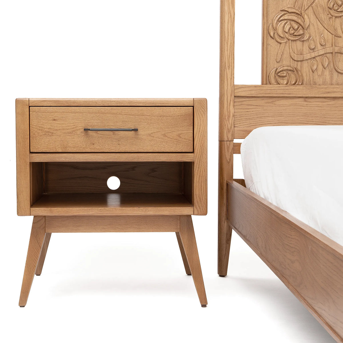 Paloma Bed – Solid Oak