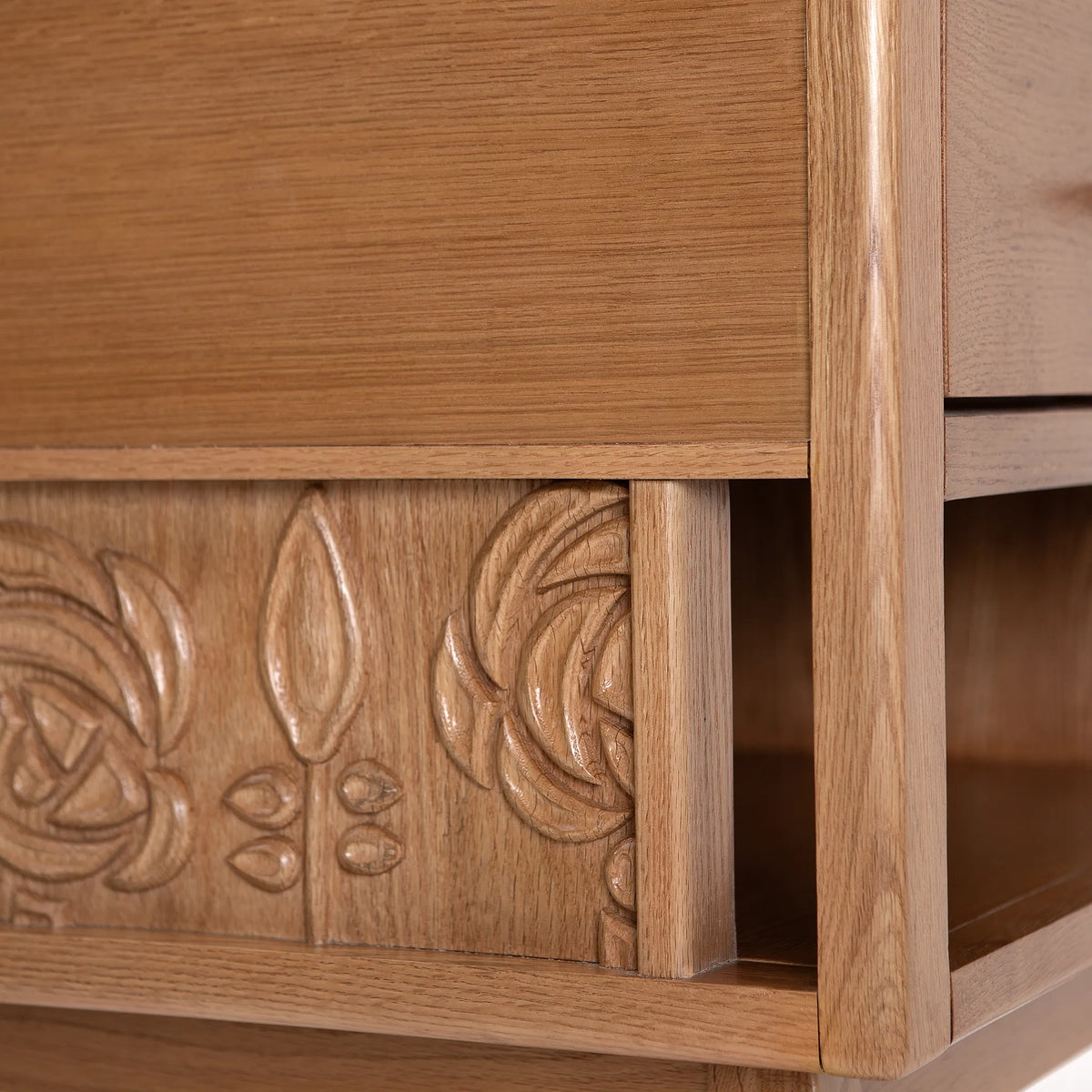 Paloma Nightstand – Solid Oak
