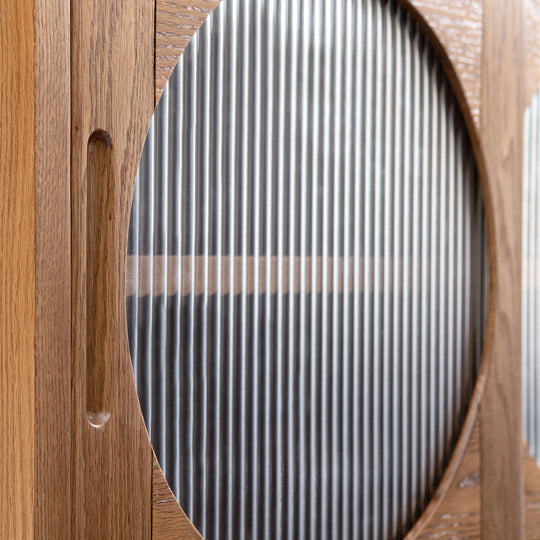 Who storage cabinet and divider